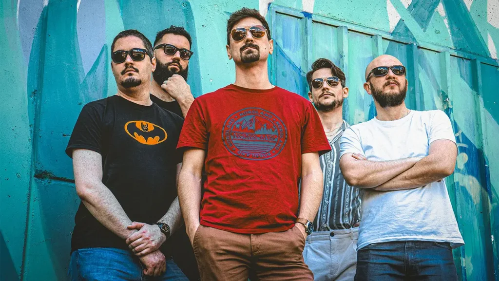 Hadži Prodane Duše novi album Antagonistika 2025 - na slici Vojislav Lazić, Milan Jevtović, Vladimir Radović, Aleksandar Pantelić i Uroš Rakonjac