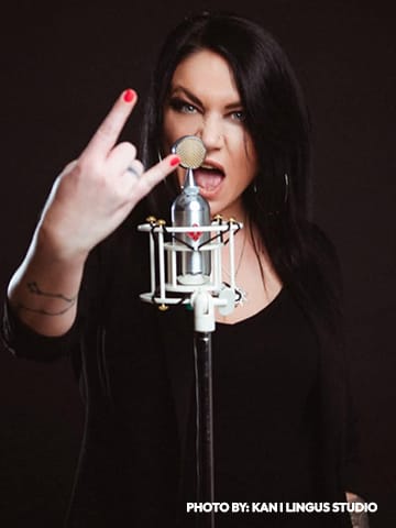 Ljiljana Ljilja Zdravković - Bend The Bite - Muzički novinar - PR menadžer - Photo: Kan i Lingus Studio - Rocker.rs